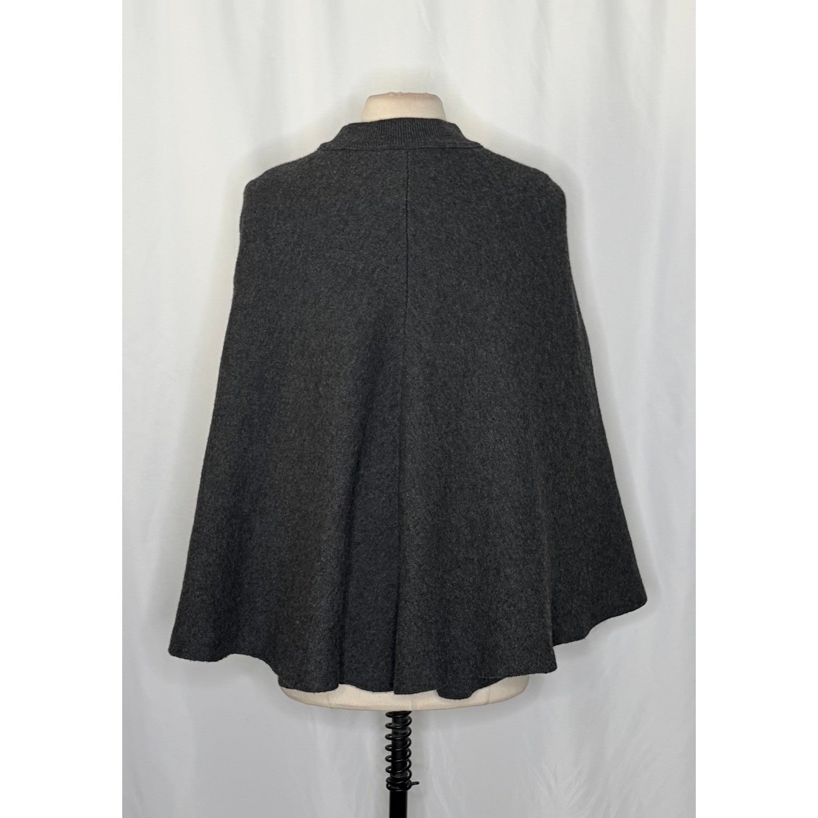 ZARA Charcoal Grey Wool Blend Cape Sweater Knitwear Knit Minimalist Medium