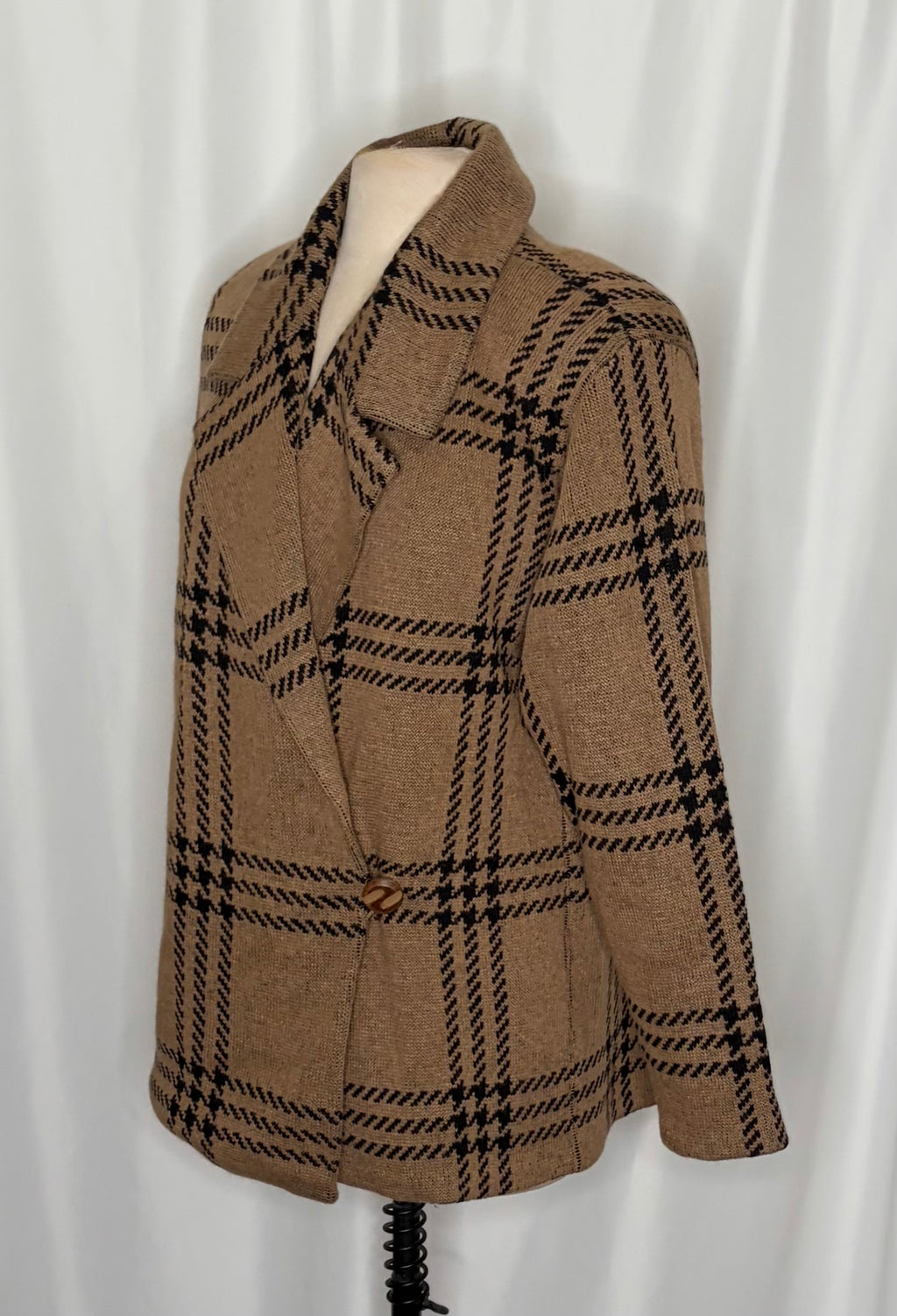 Vintage St. John Saks Fifth Avenue Plaid Knit Blazer – Size 8