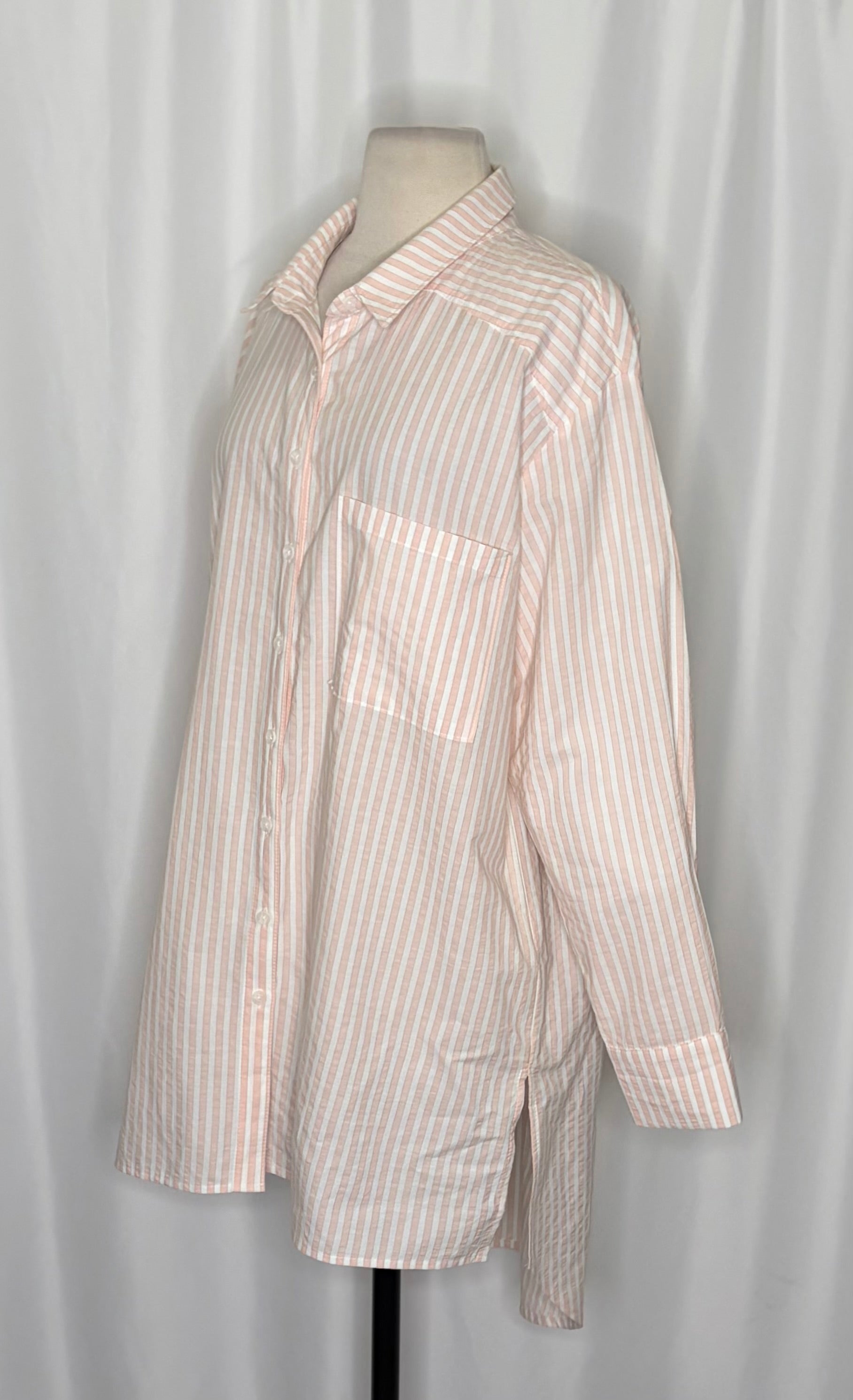 By ANTHROPOLOGIE Longline Button Down Pink White Stripe Shirt Buttondown Large