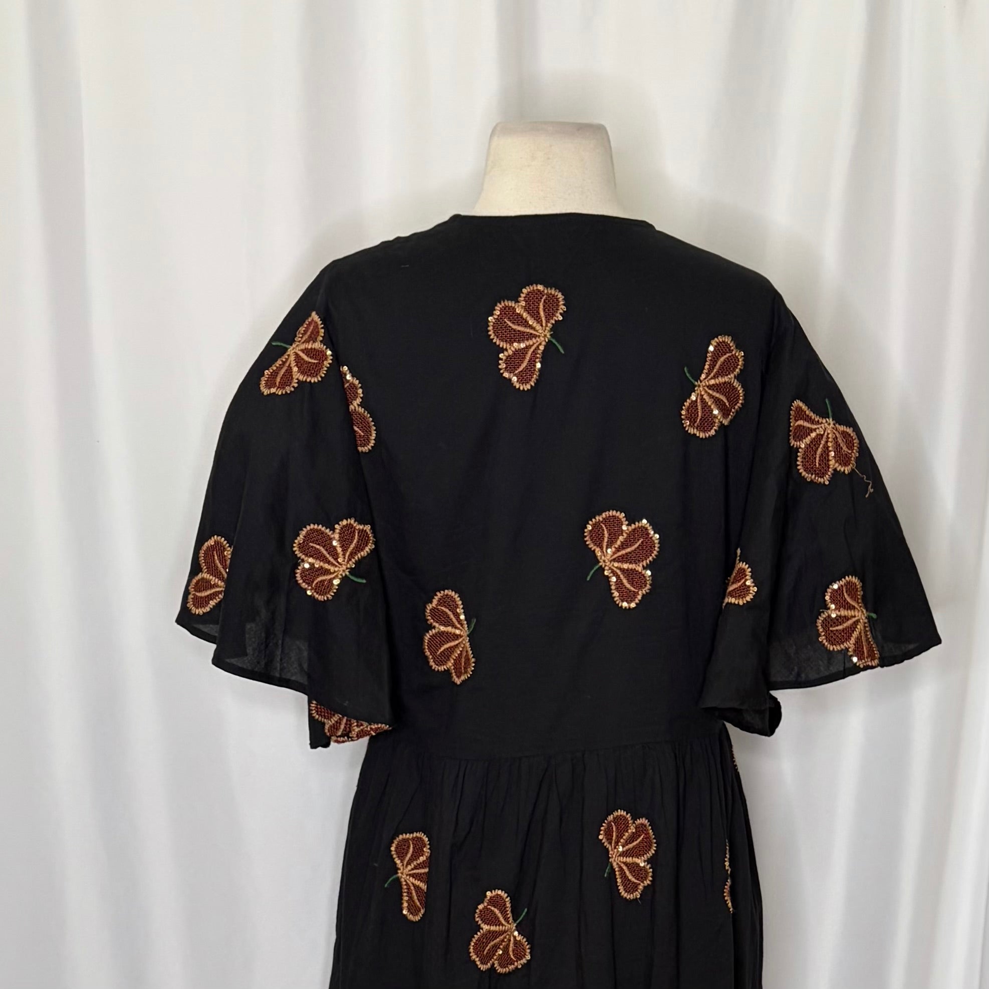 OLIPHANT Embroidered Sequin Floral Midi Maxi Dress Pockets Bohemian Medium