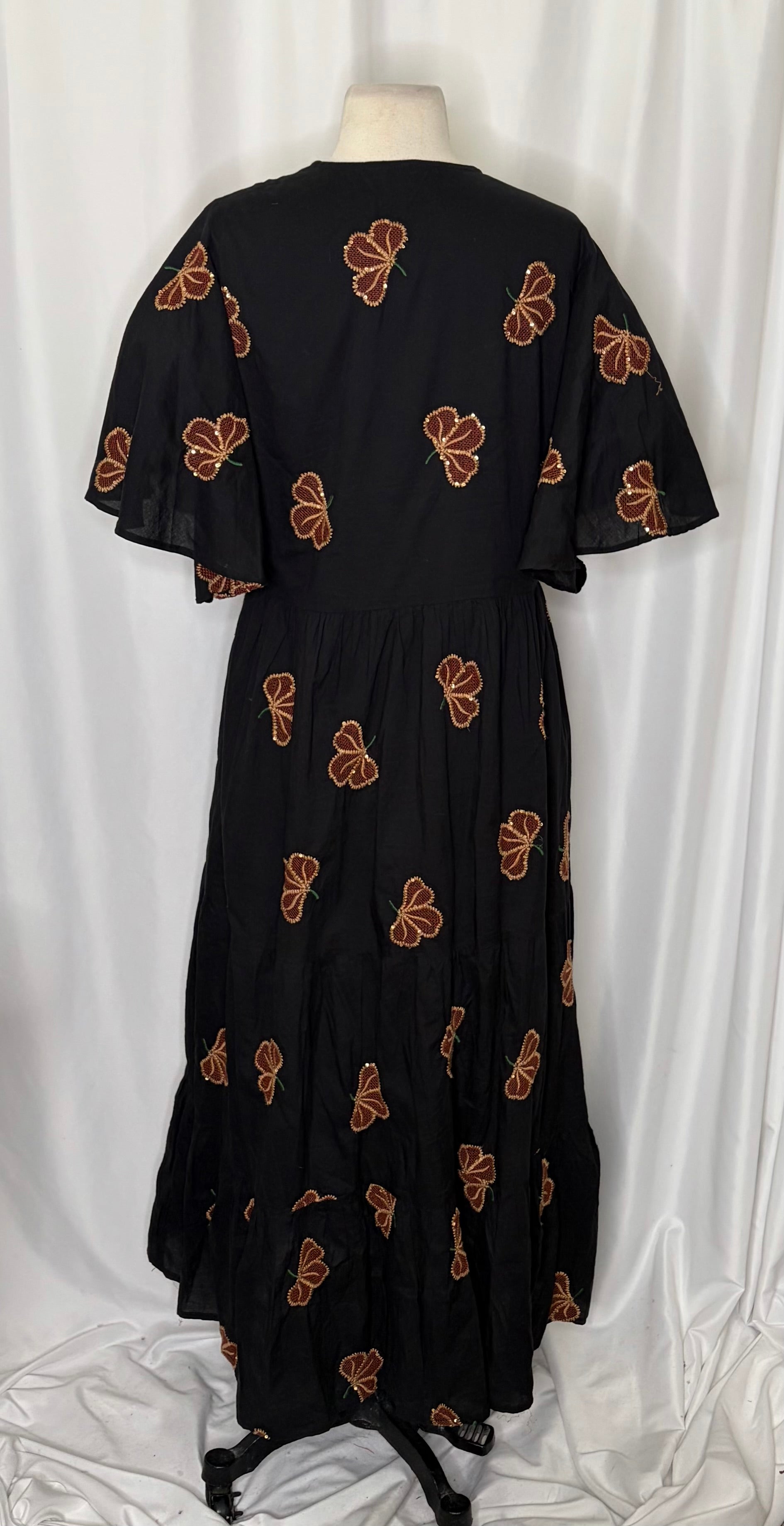 OLIPHANT Embroidered Sequin Floral Midi Maxi Dress Pockets Bohemian Medium