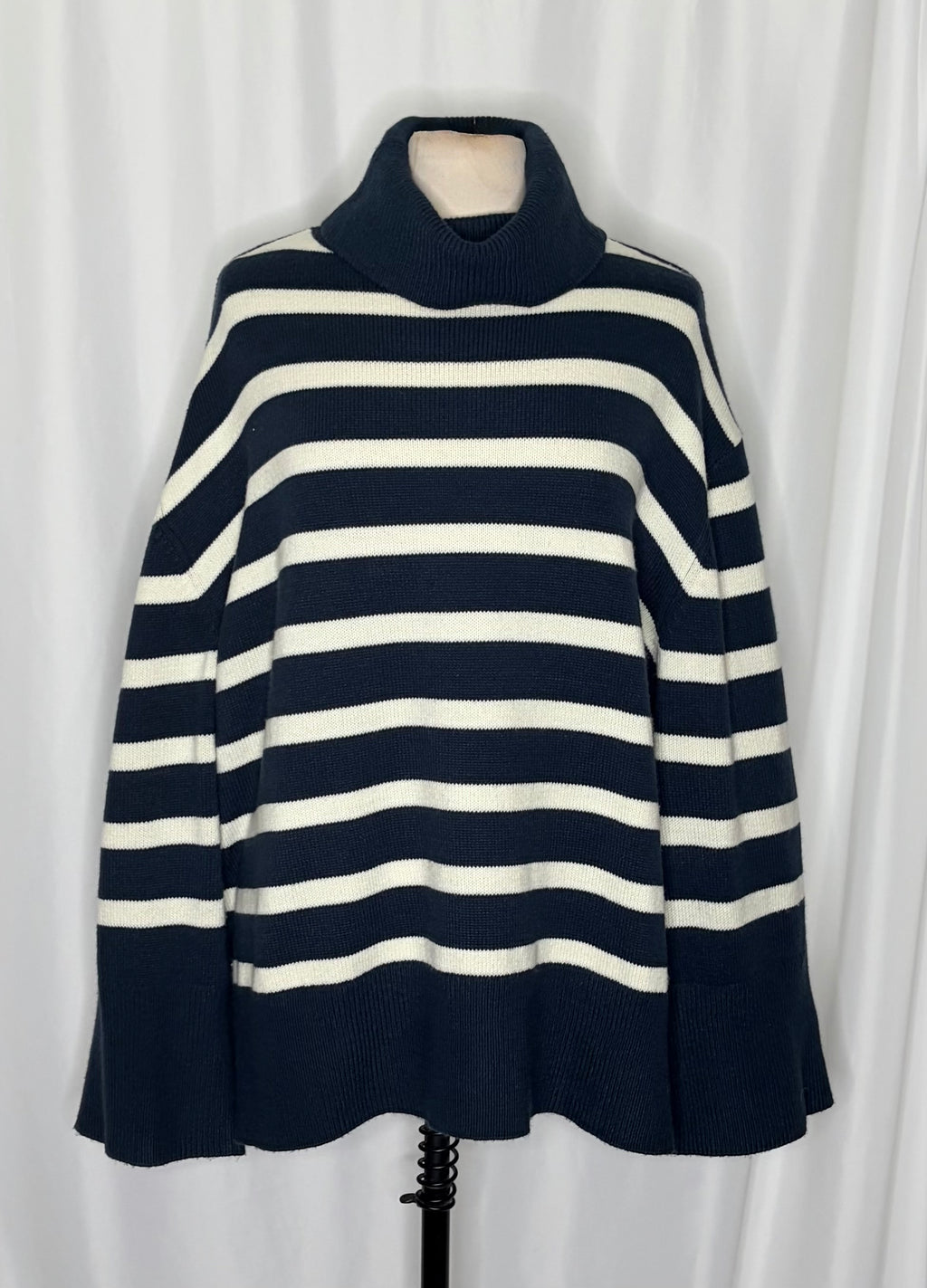 WEWOREWHAT Striped Turtleneck Sweater Navy Blue Ivory Oversized Medium Large
