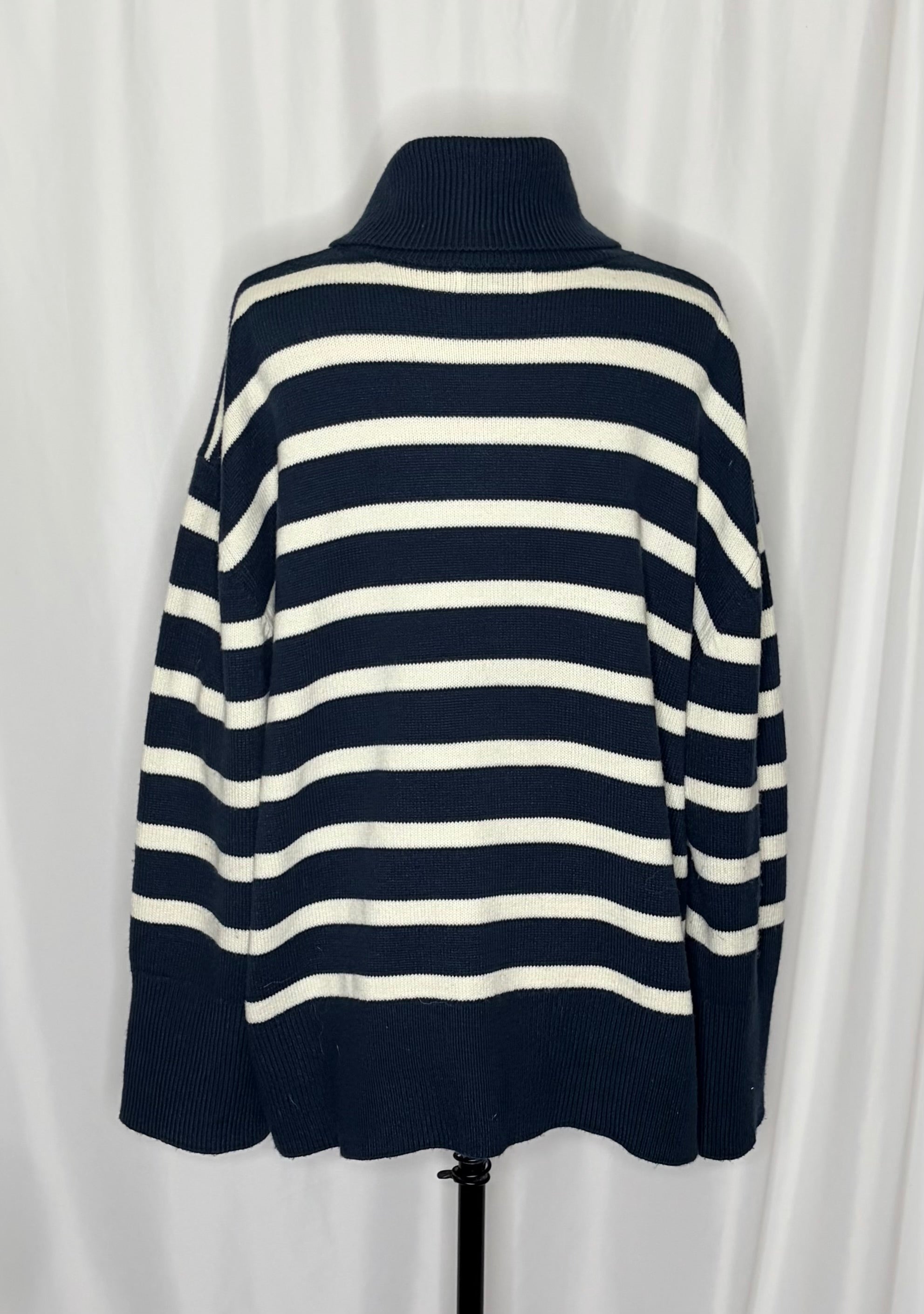WEWOREWHAT Striped Turtleneck Sweater Navy Blue Ivory Oversized Medium Large