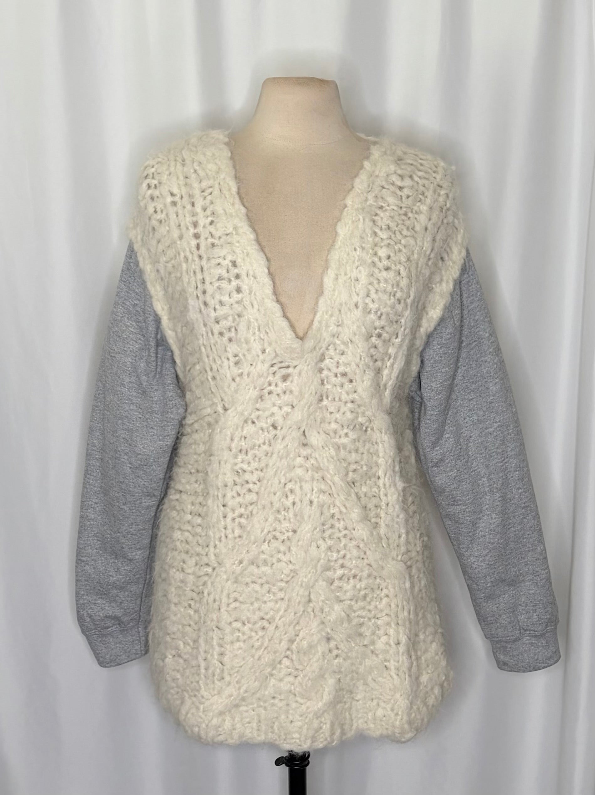 MICHAELA BUERGER Alpaca Knit Pullover Sweater Made in France V Neck Medium