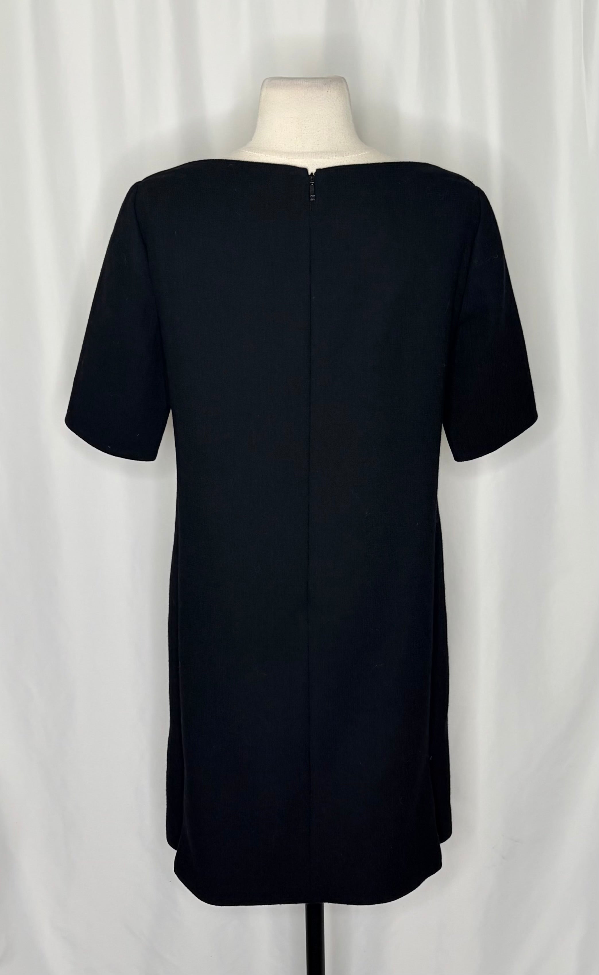 LAFAYETTE 148 New York Crya Lace Panel Dress Black Wool Solid Bateau Neck Size 8