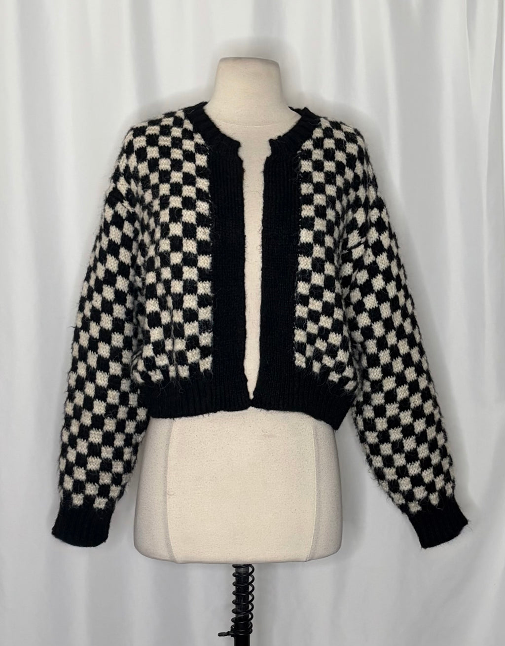 ZARA Cropped Checkerboard Cardigan Sweater Black Off White Knitwear Retro Small