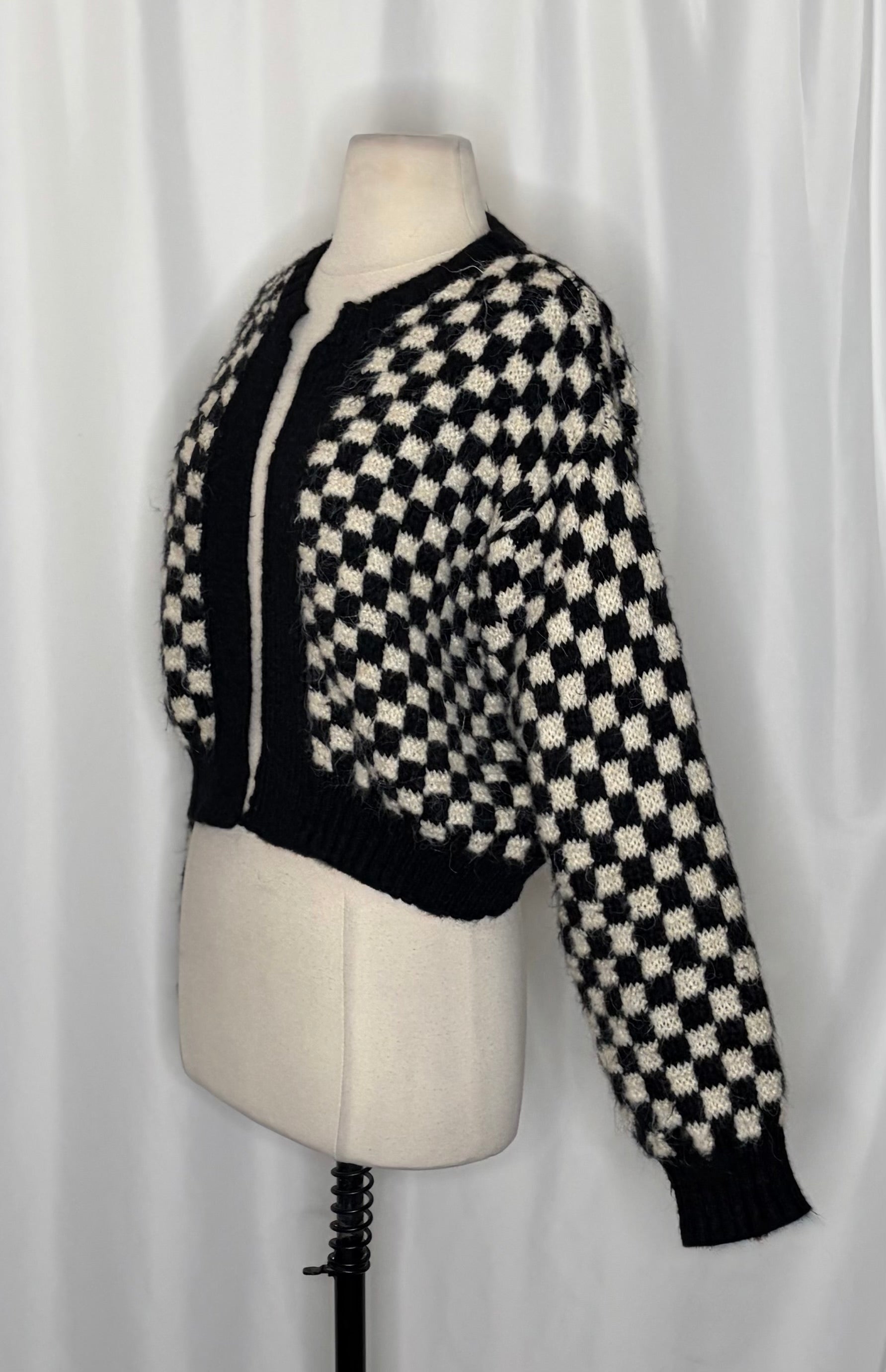 ZARA Cropped Checkerboard Cardigan Sweater Black Off White Knitwear Retro Small