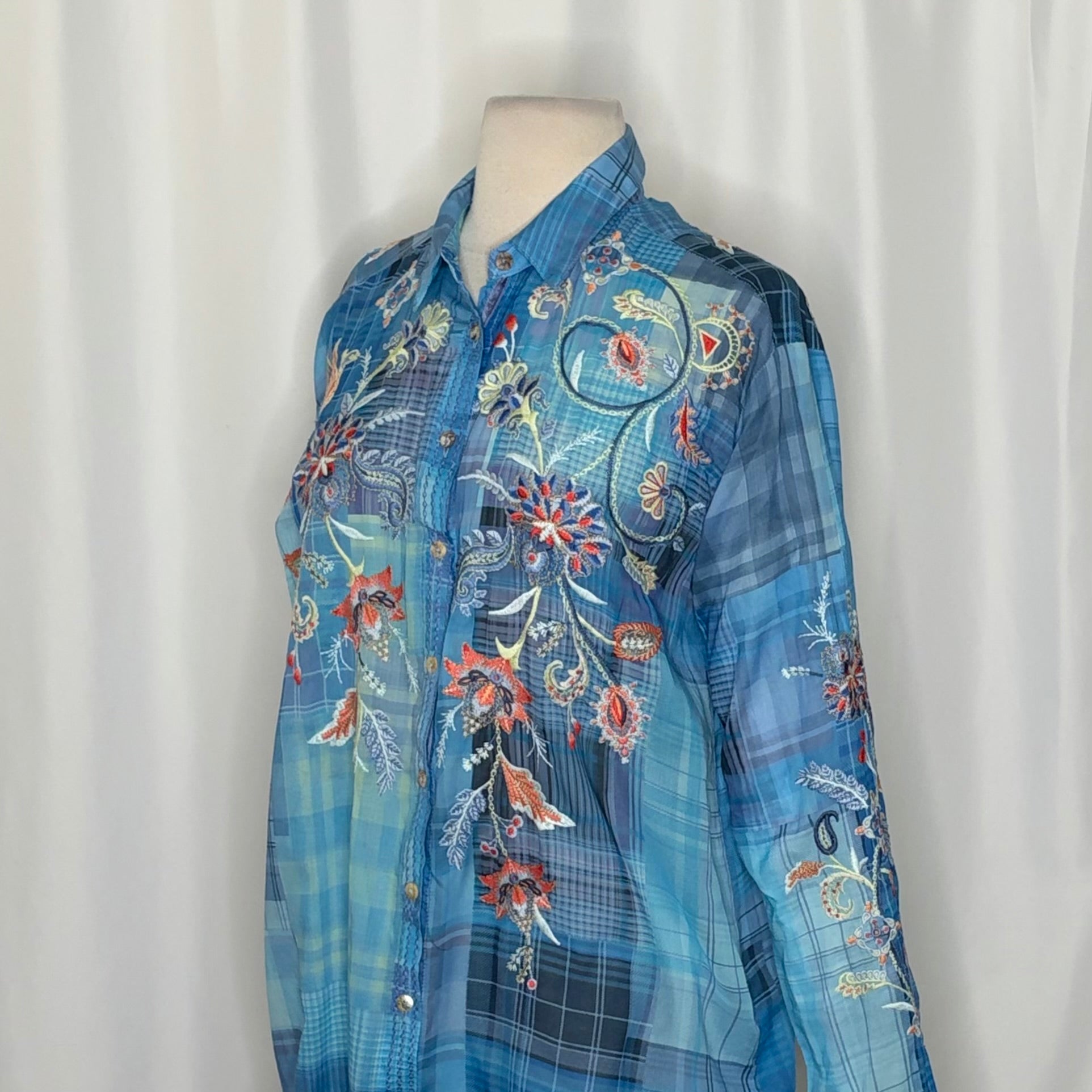JOHNNY WAS Workshop Embroidered Floral Bird Plaid Button Down Shirt Top Small
