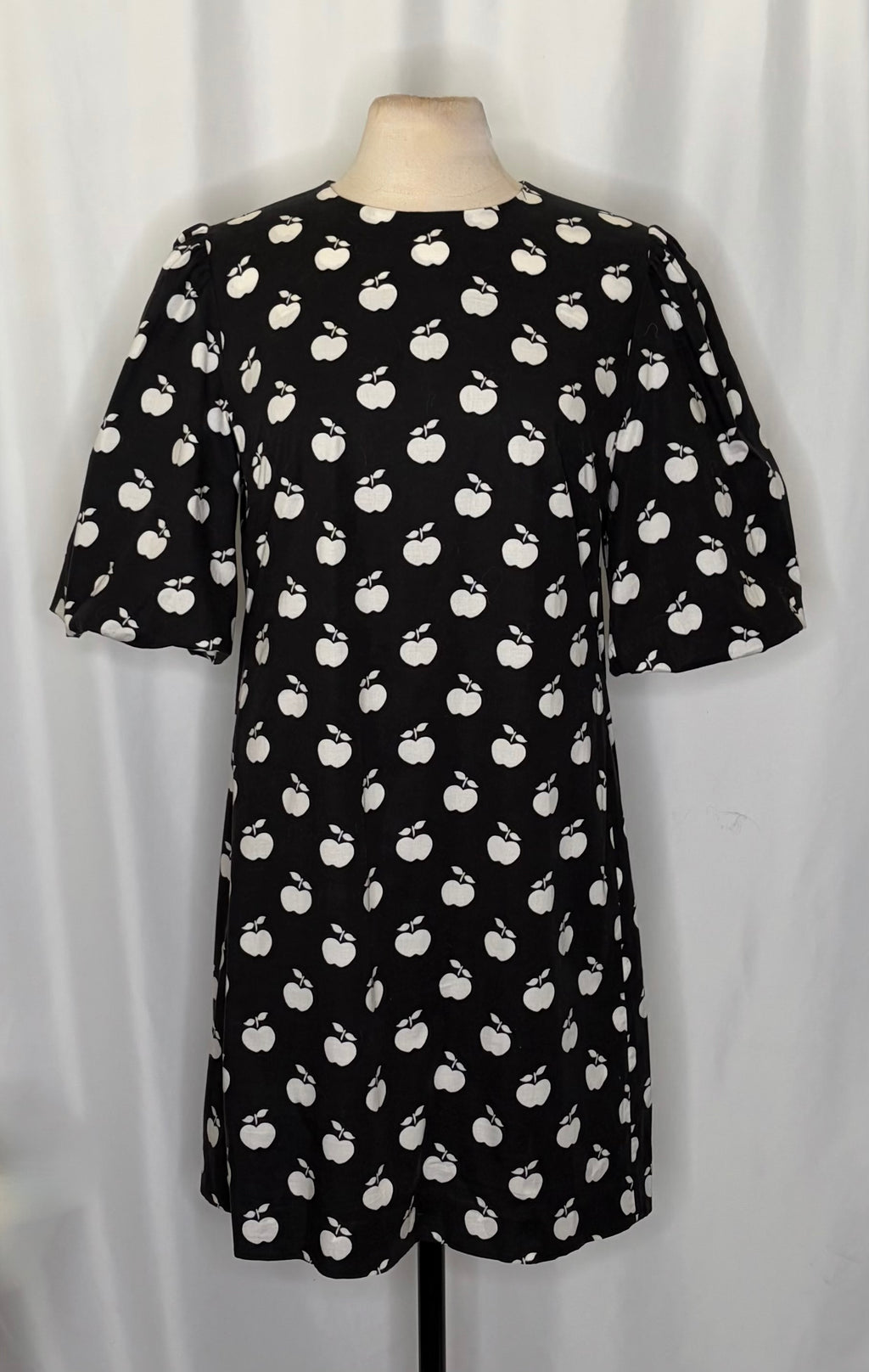 KATE SPADE New York Apple Toss Taxi Dress Puff Sleeve Lined Black White Size 8
