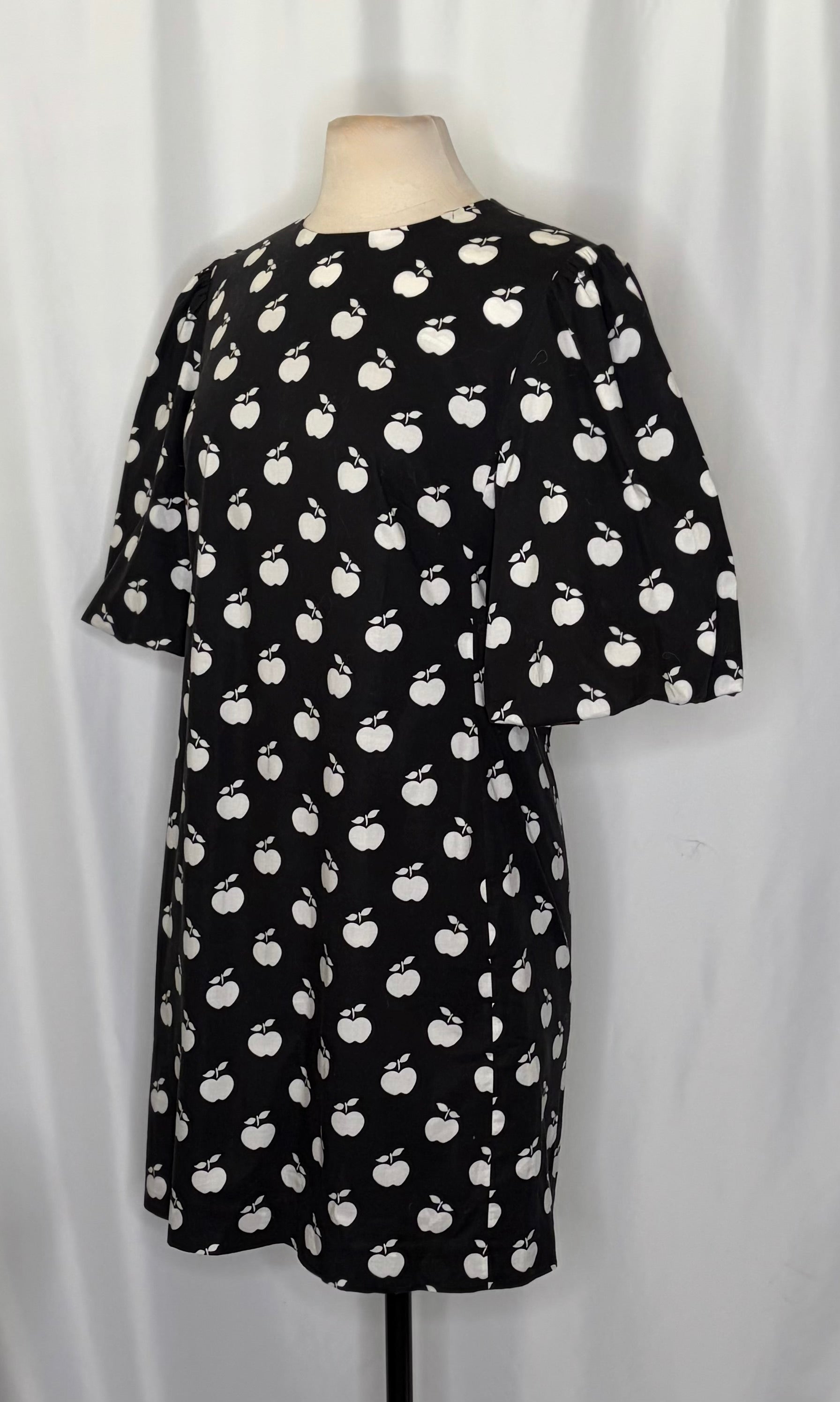 KATE SPADE New York Apple Toss Taxi Dress Puff Sleeve Lined Black White Size 8