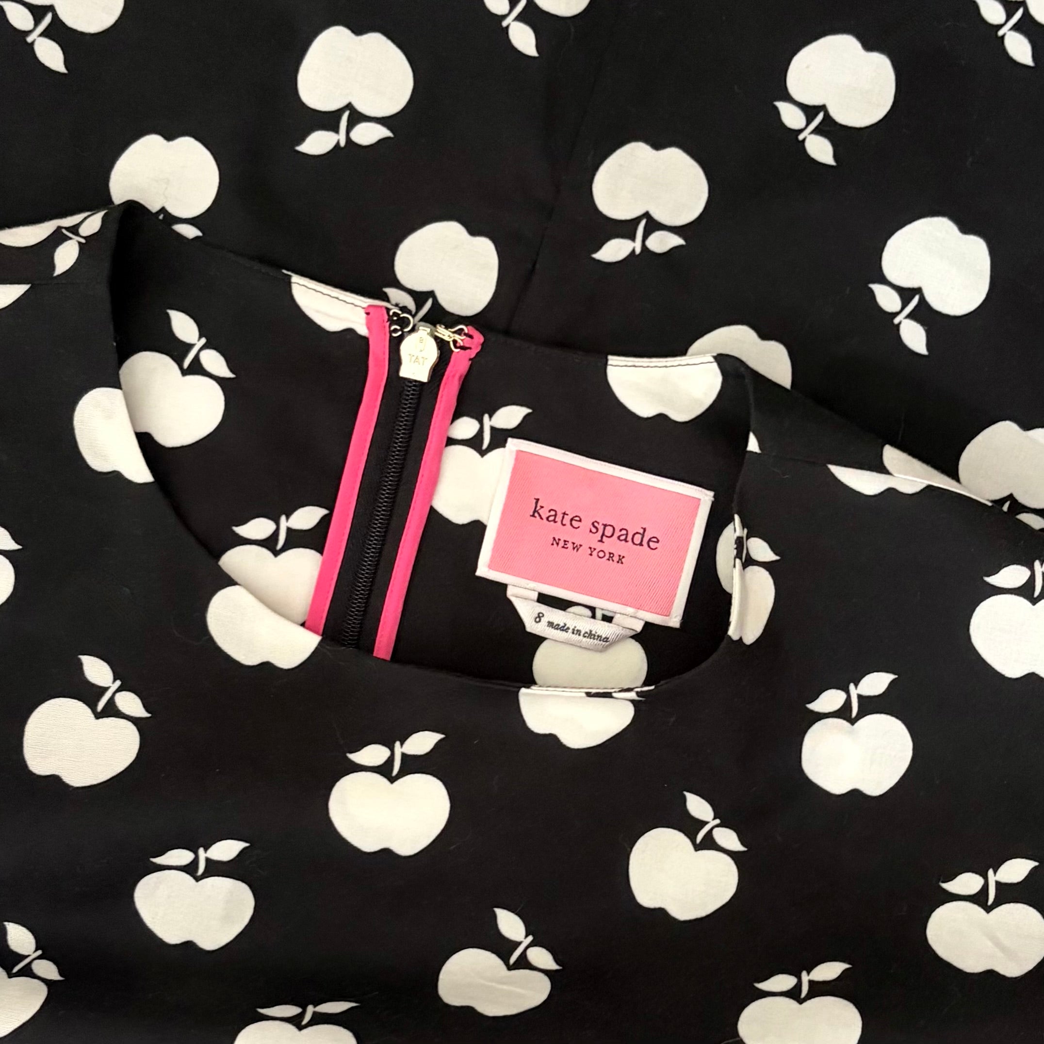 KATE SPADE New York Apple Toss Taxi Dress Puff Sleeve Lined Black White Size 8
