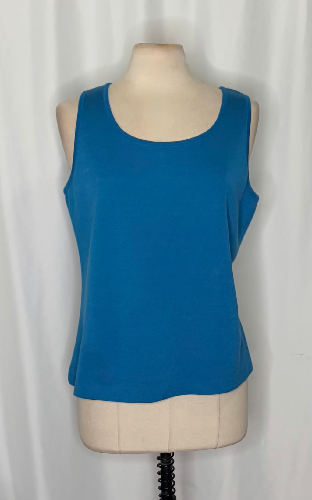 ST. JOHN Knit Shell Tank Top Solid Blue Pullover Sleeveless Knitwear Large
