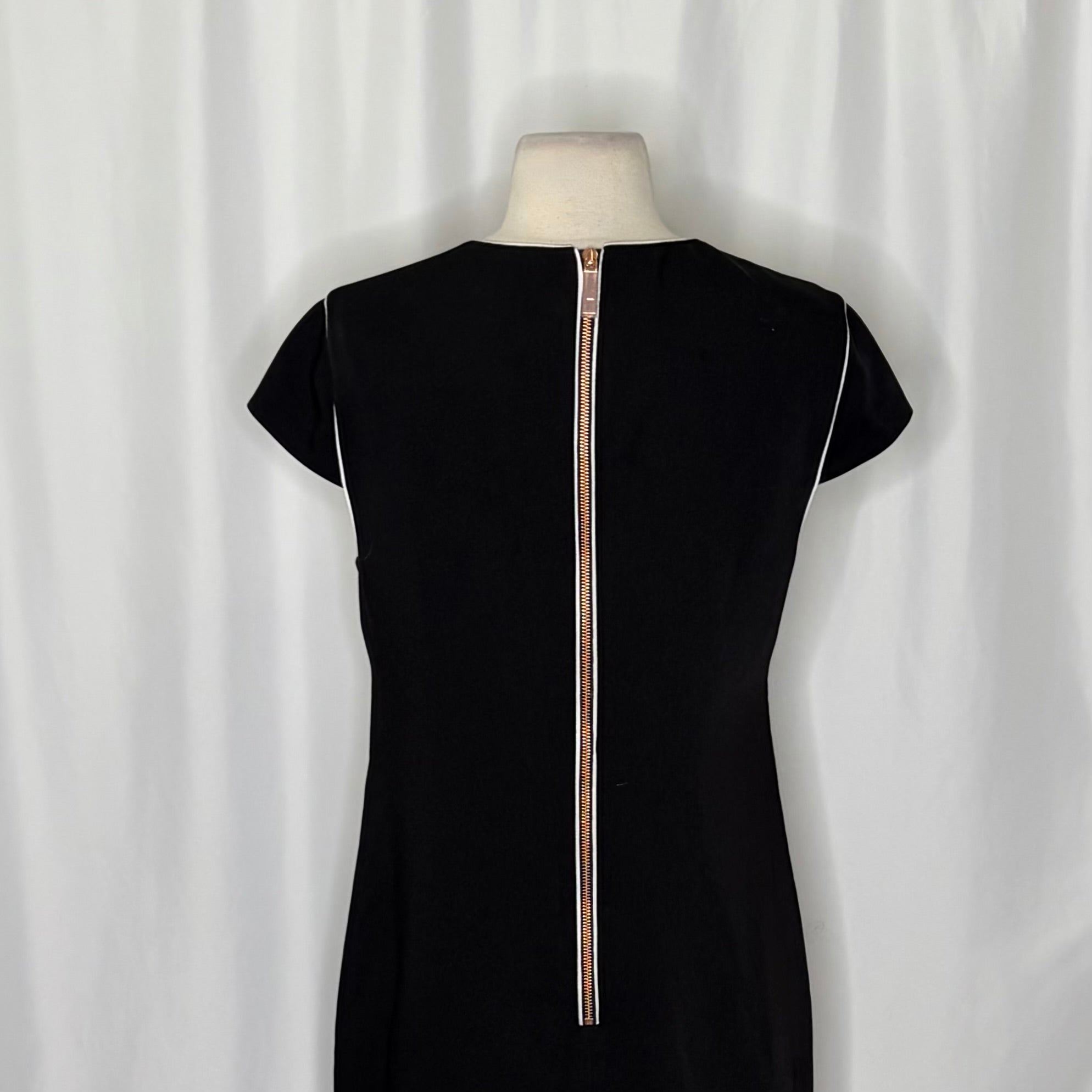 TED BAKER London Black White Trim Shift Dress Exposed Zip Size 2 / US Size 6
