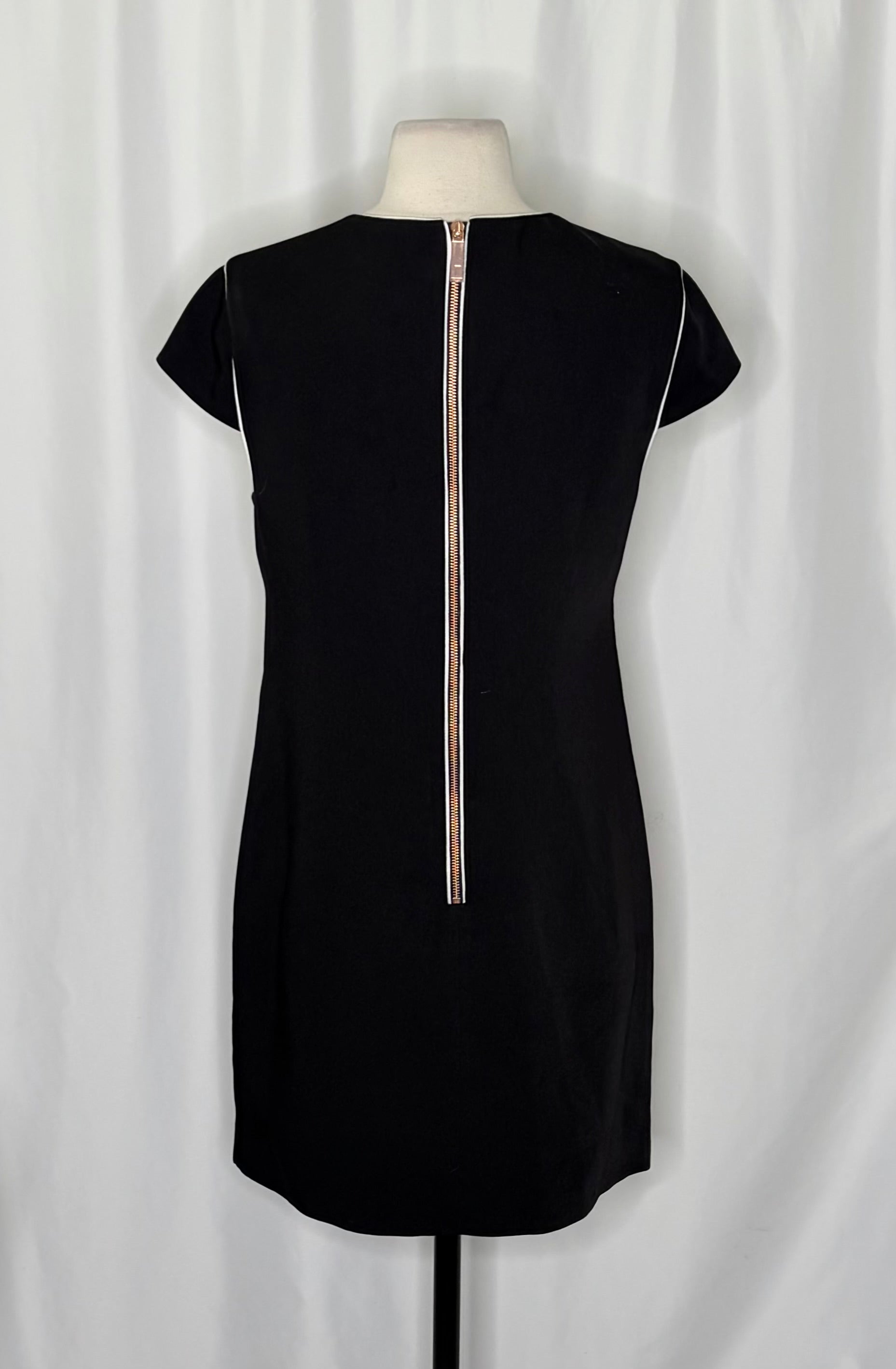 TED BAKER London Black White Trim Shift Dress Exposed Zip Size 2 / US Size 6