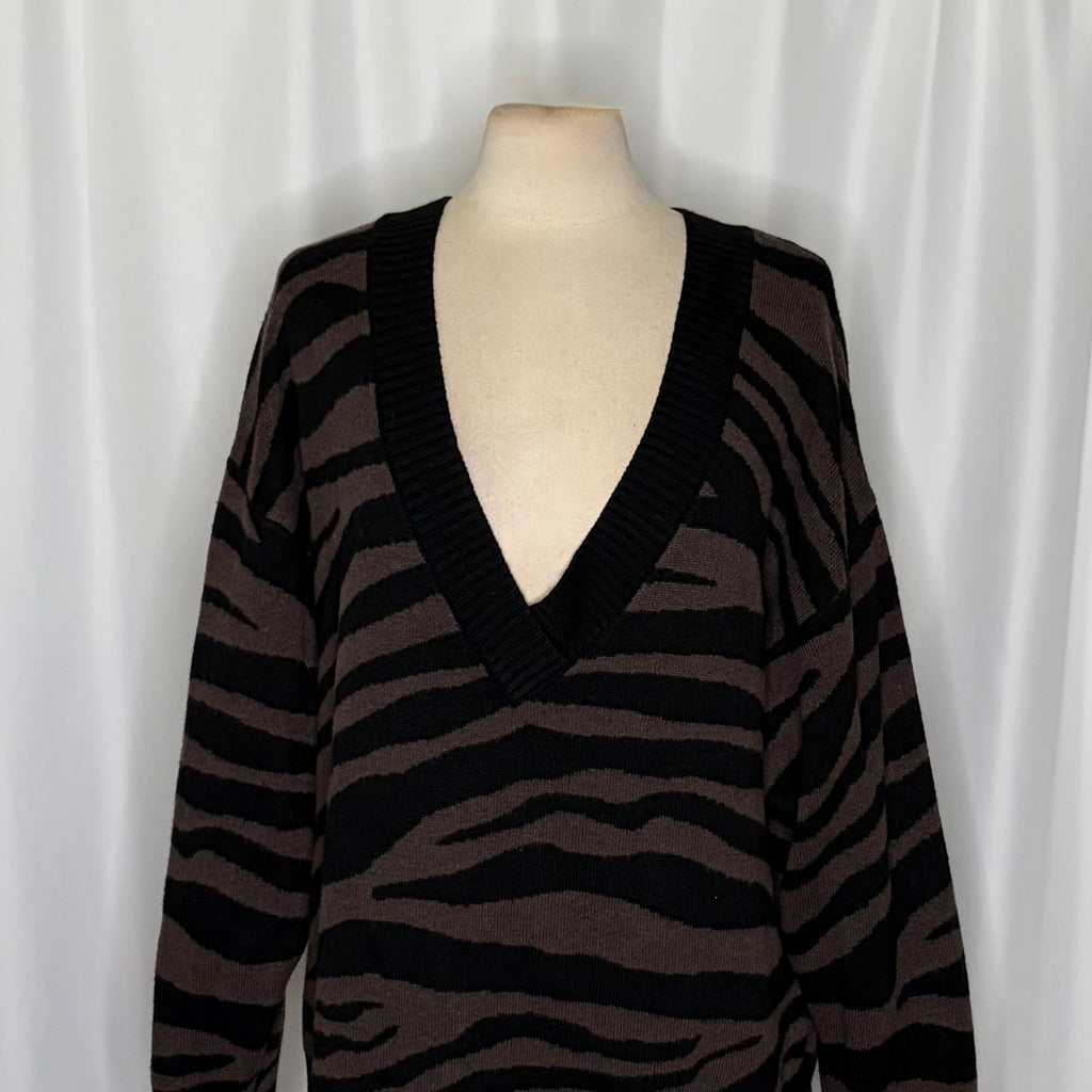 VARLEY Calvert Sweater Bracken Black Zebra Animal Print Merino Wool Blend Large