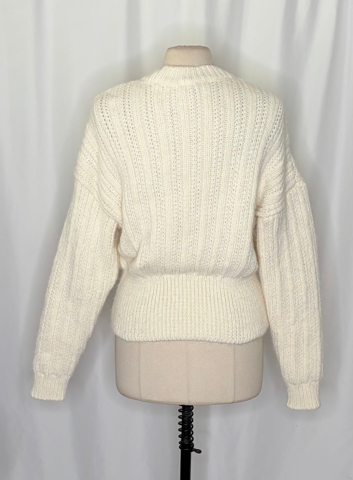 ZARA Cable Knit Chunky Sweater Solid Ivory Knit Knitwear Preppy Chic Medium