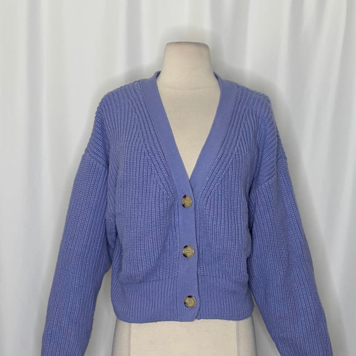 ZARA Cropped Shaker Knit Cardigan Sweater Blue Purple Button Front Medium