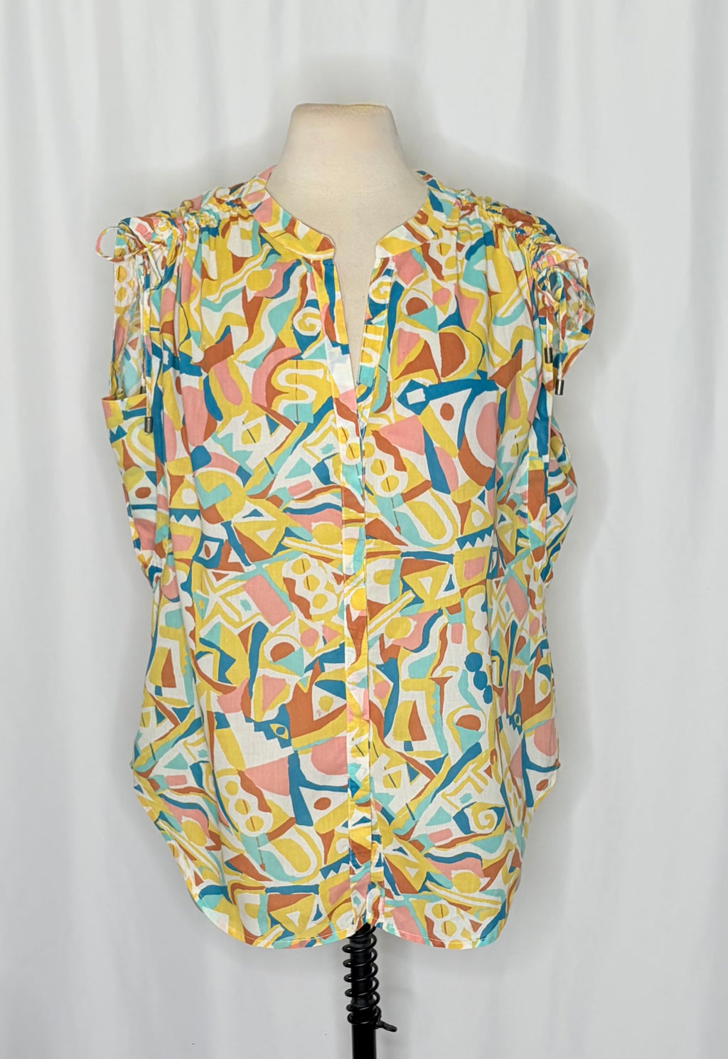 ANTHROPOLOGIE Danielle Kroll Brooklynite Button Down Blouse Top Abstract Medium