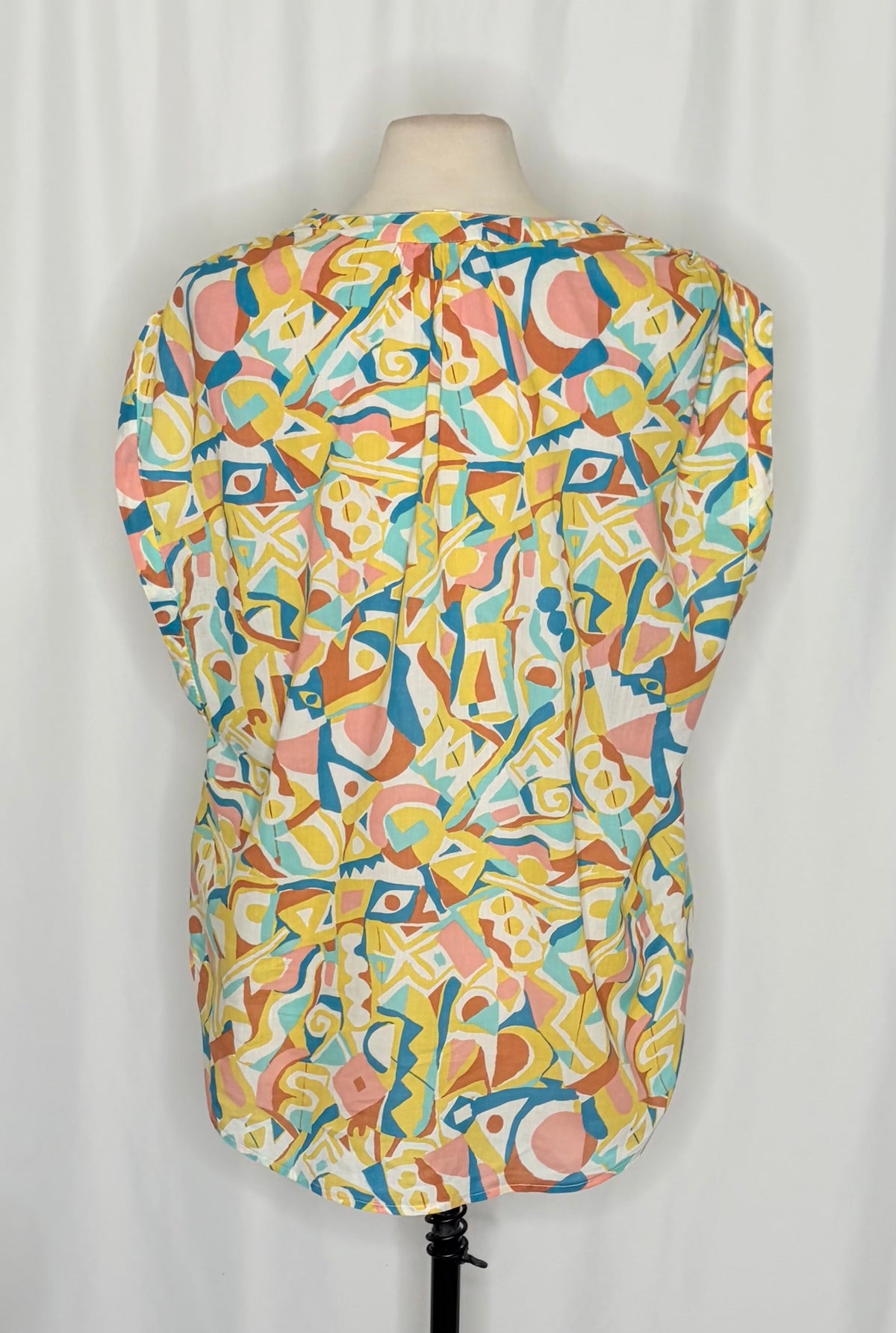 ANTHROPOLOGIE Danielle Kroll Brooklynite Button Down Blouse Top Abstract Medium