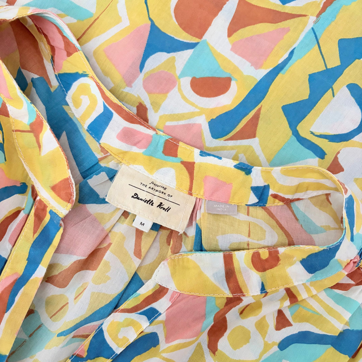 ANTHROPOLOGIE Danielle Kroll Brooklynite Button Down Blouse Top Abstract Medium