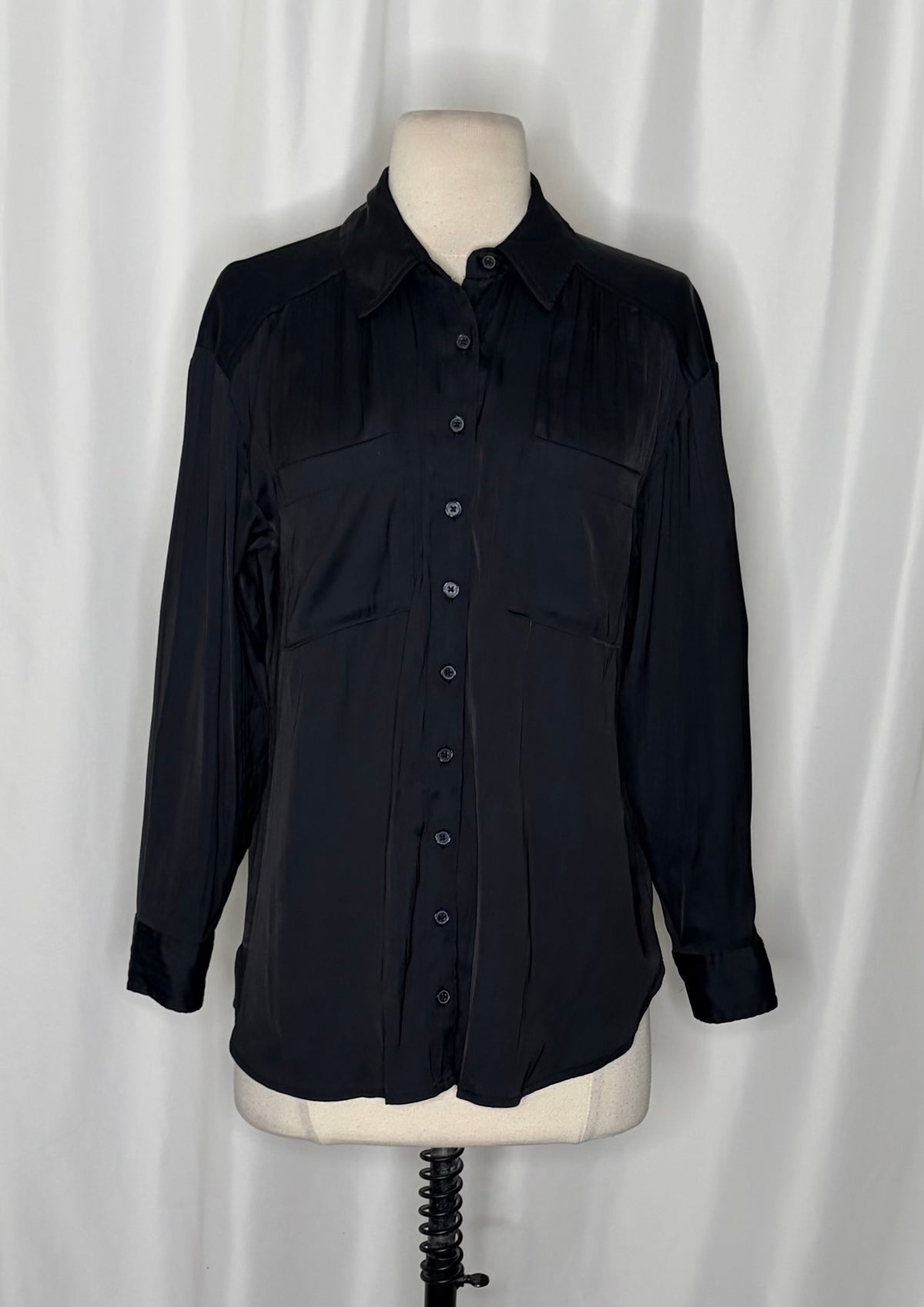 ANTHROPOLOGIE Black Satin Button Down Shirt Blouse Top Pockets Solid Small