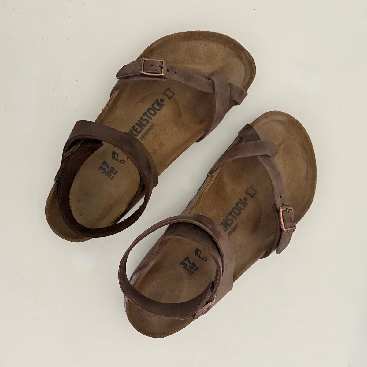 BIRKENSTOCK Yara Habana Oiled Leather Ankle Strap Sandals Bohemian Brown 37