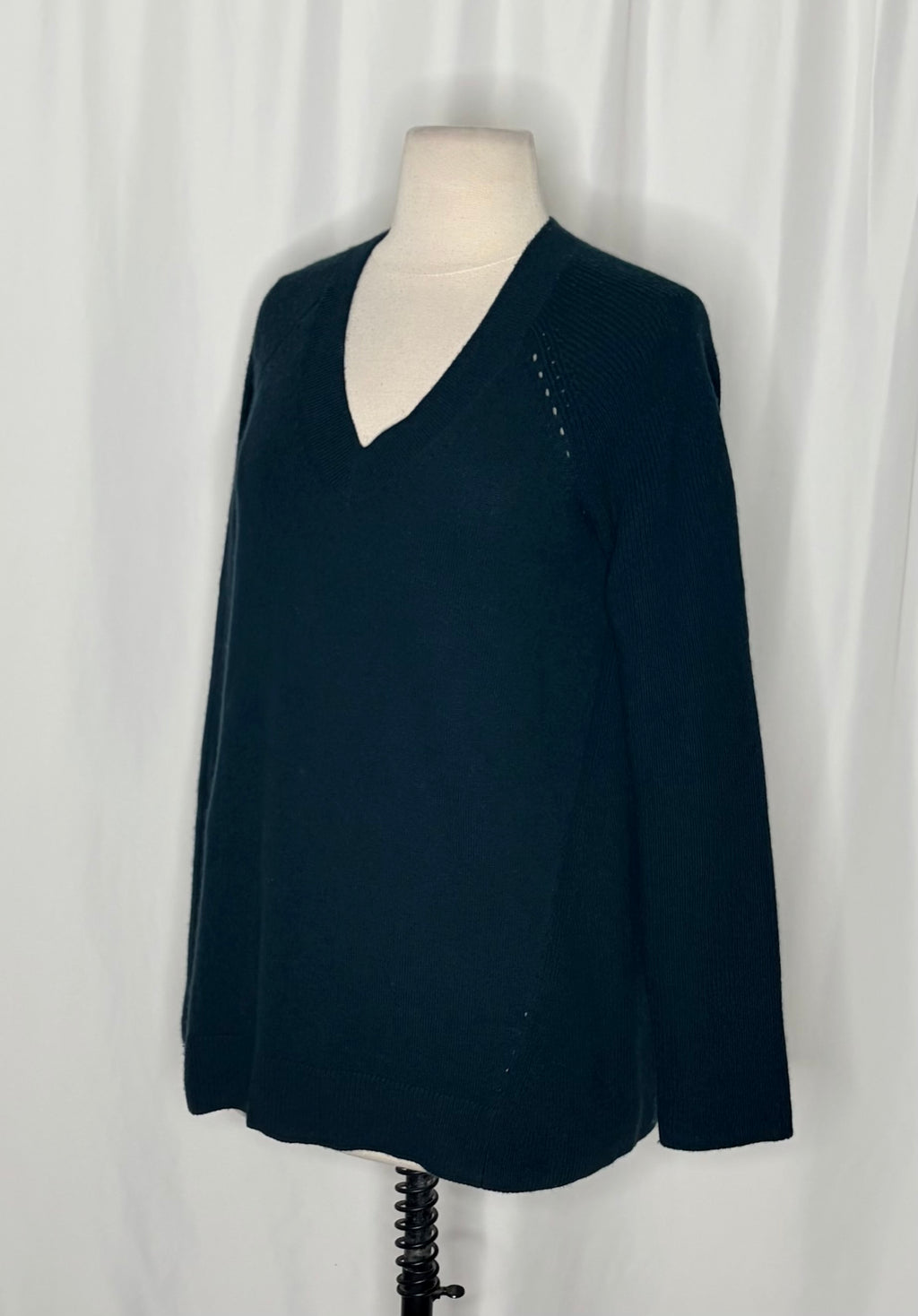 MARGARET O'LEARY 100% Cashmere V-Neck Raglan Sweater Teal Knitwear Solid Small