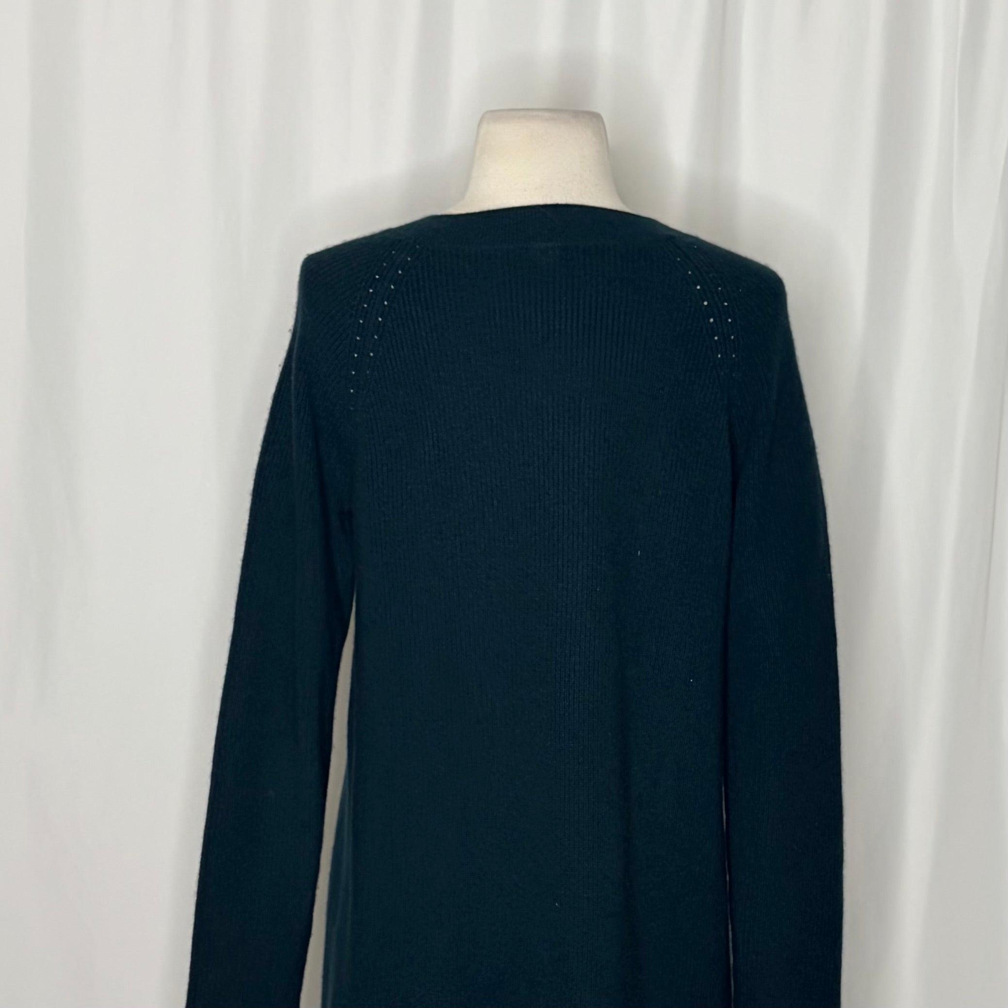 MARGARET O'LEARY 100% Cashmere V-Neck Raglan Sweater Teal Knitwear Solid Small