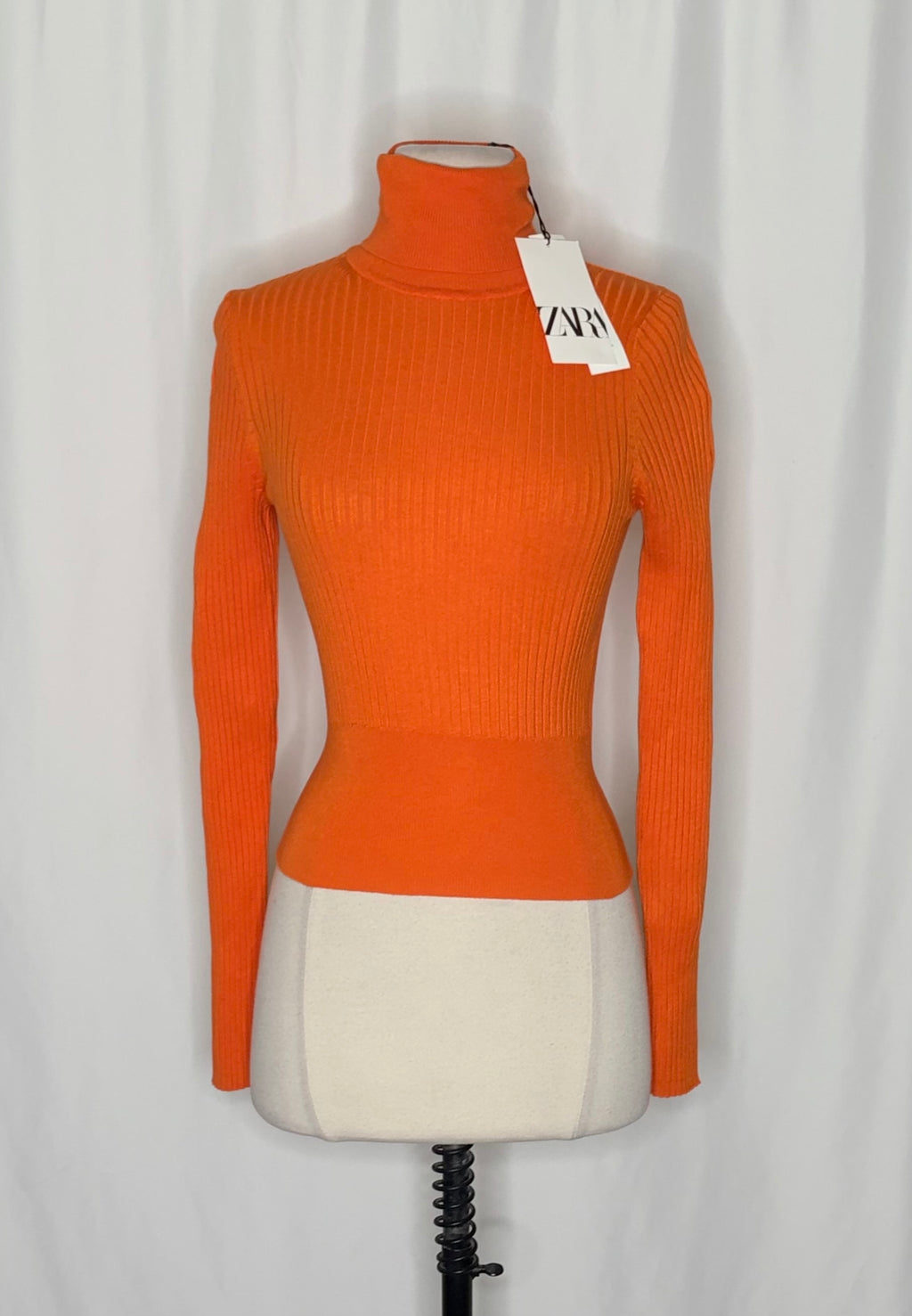 NWT!! ZARA Ribbed Turtleneck Sweater Bright Orange Fitted Knit Cropped Small