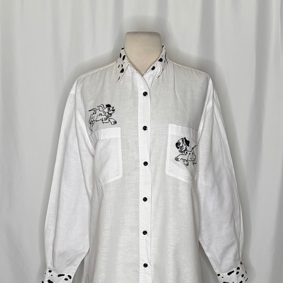 DISNEY STORE 101 Dalmatians Embroidered Linen Blend Button Down Shirt Medium