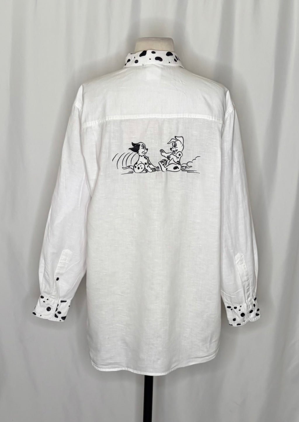 DISNEY STORE 101 Dalmatians Embroidered Linen Blend Button Down Shirt Medium