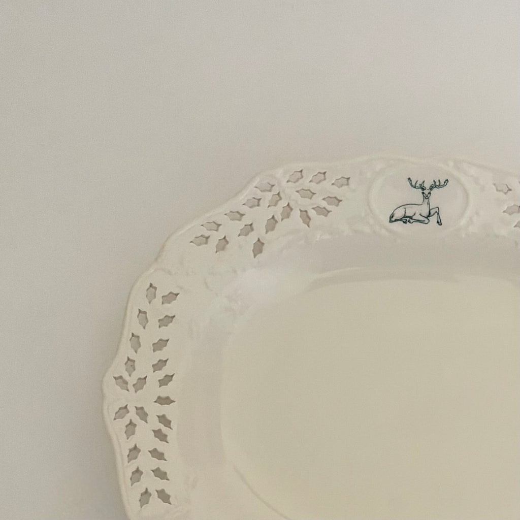 VAILLANCOURT Classical Christmas 11" Pierced Reindeer Platter Plate England Deer