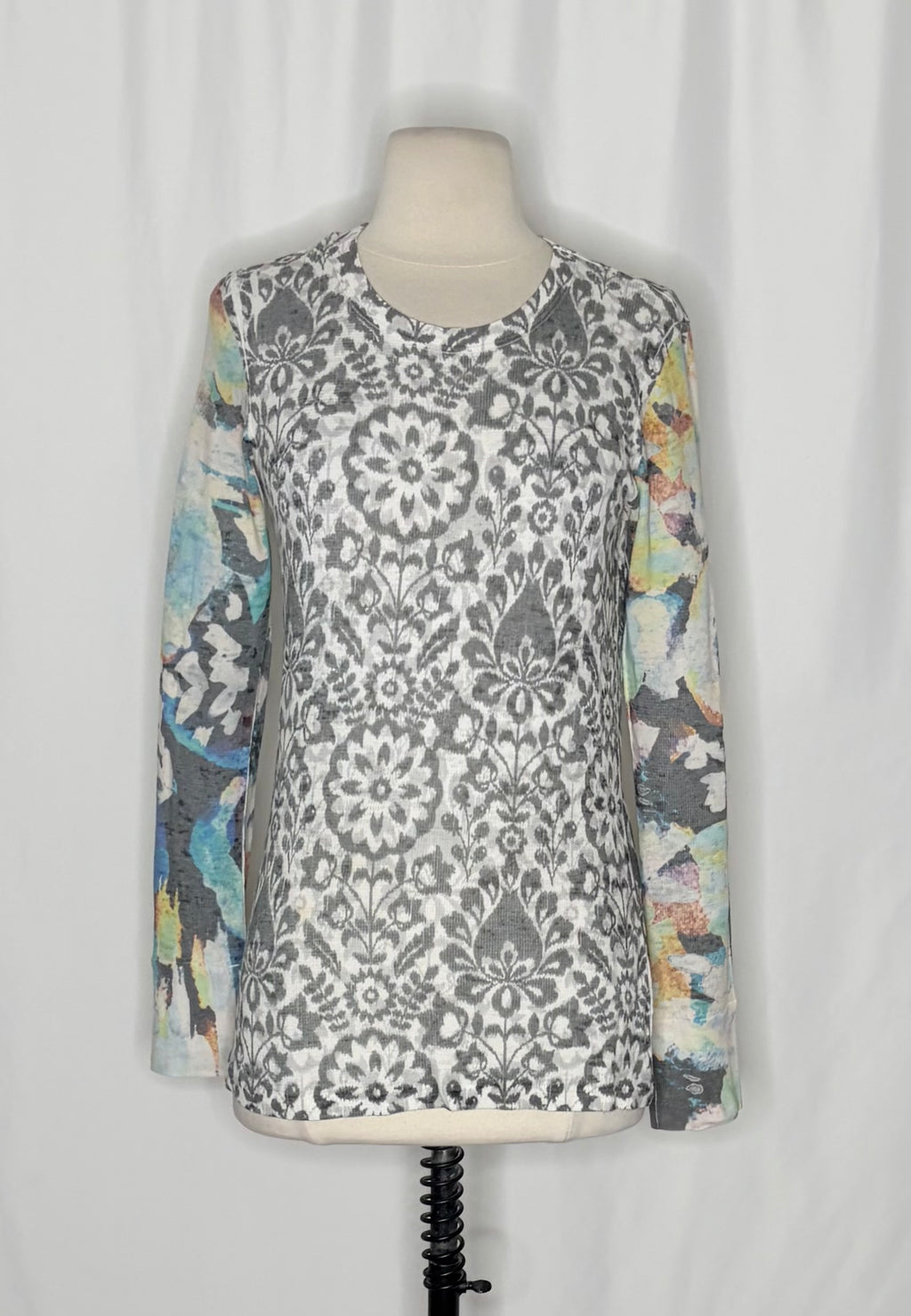 Sundance WHIMSY ROSE Gray Floral Mixed Print Thermal Top Small Made in USA