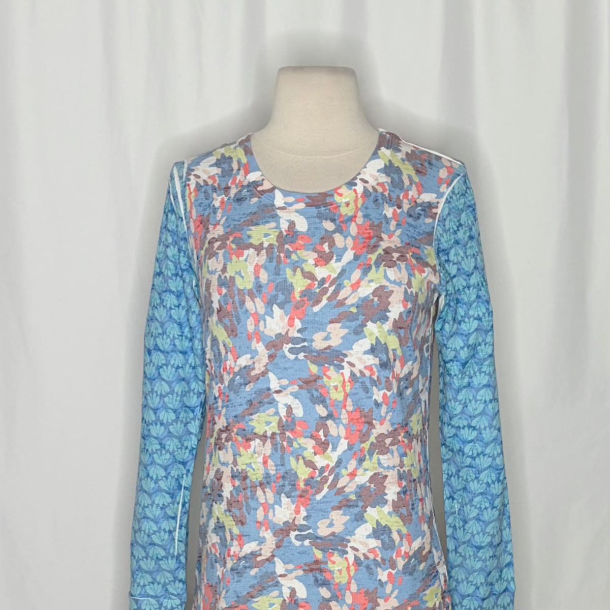 Sundance WHIMSY ROSE Blue Abstract Floral Mixed Print Thermal Top Small Made USA