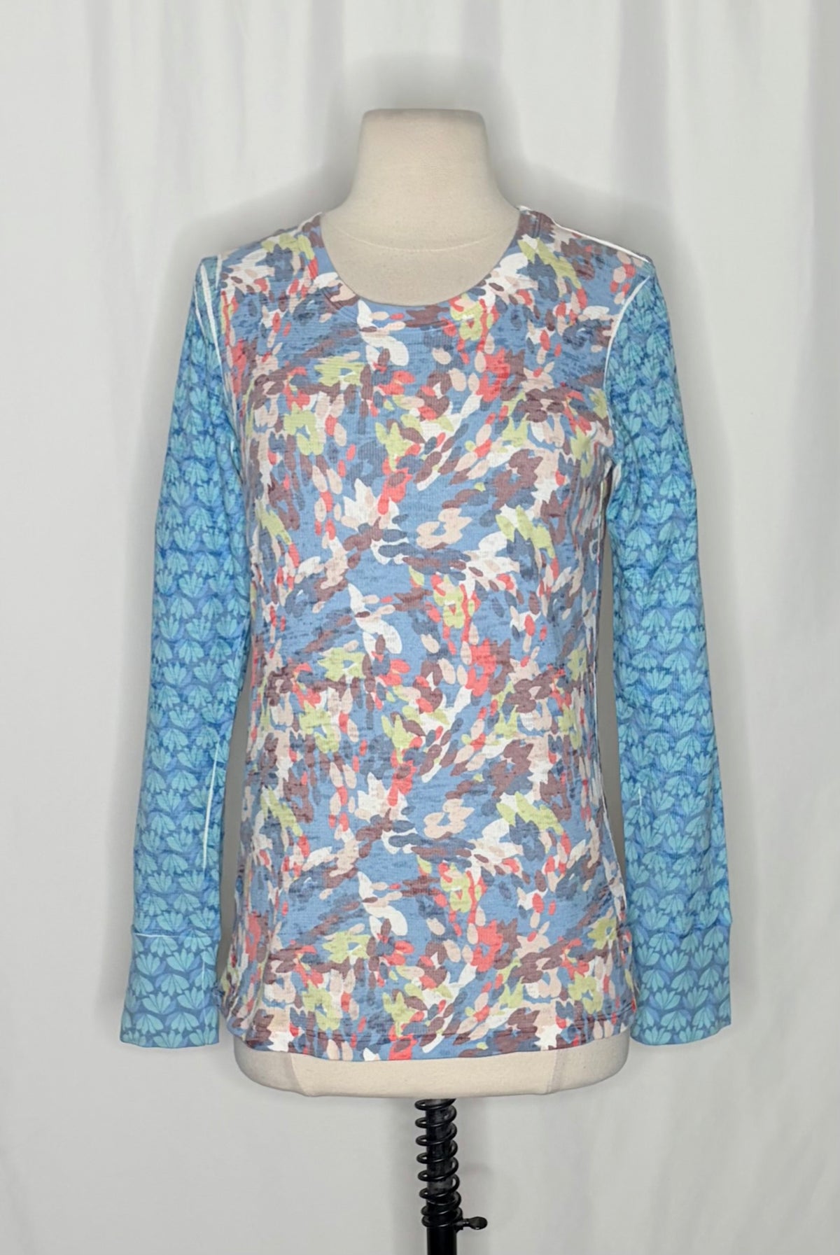 Sundance WHIMSY ROSE Blue Abstract Floral Mixed Print Thermal Top Small Made USA