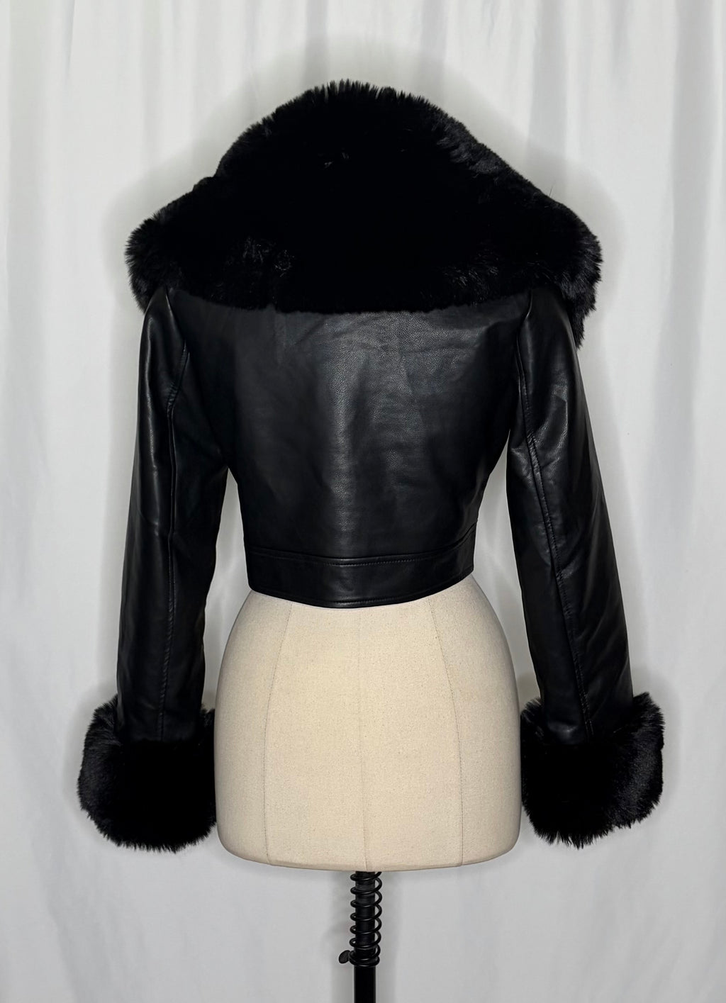 AZALEA WANG Gisele Faux Fur Trim Faux Leather Crop Jacket Black Cropped Medium