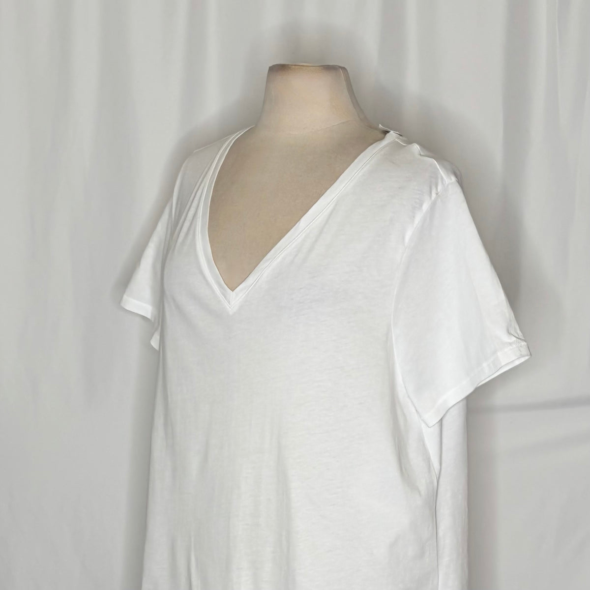 NWT J.Crew Vintage Jersey V-Neck T-Shirt White X-Large
