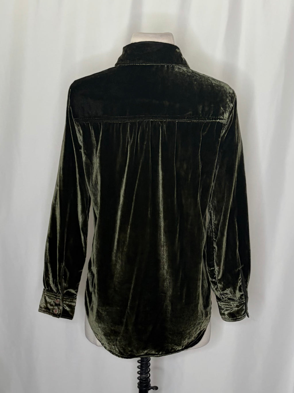 Anthropologie Pilcro Hadley Velvet Buttondown XSP