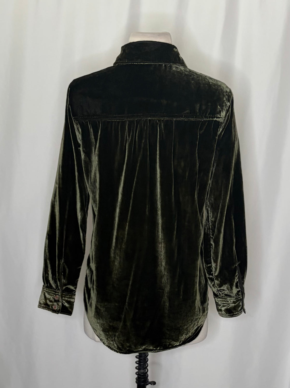 Anthropologie Pilcro Hadley Velvet Buttondown XSP