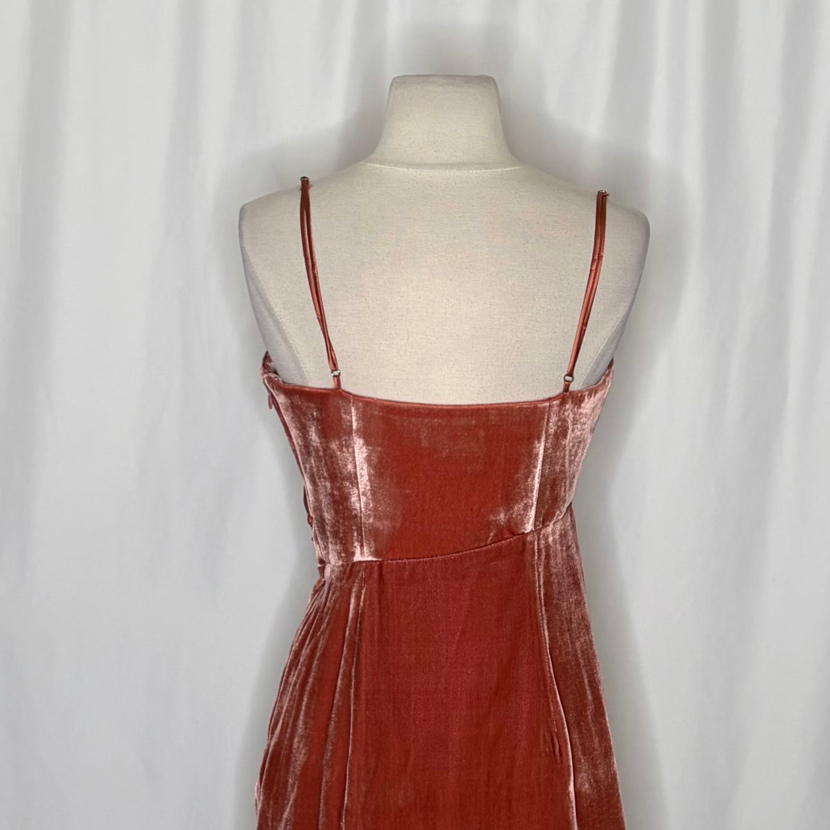 Cinq à Sept Kiki Velvet Mini Dress Rosewood Size 6