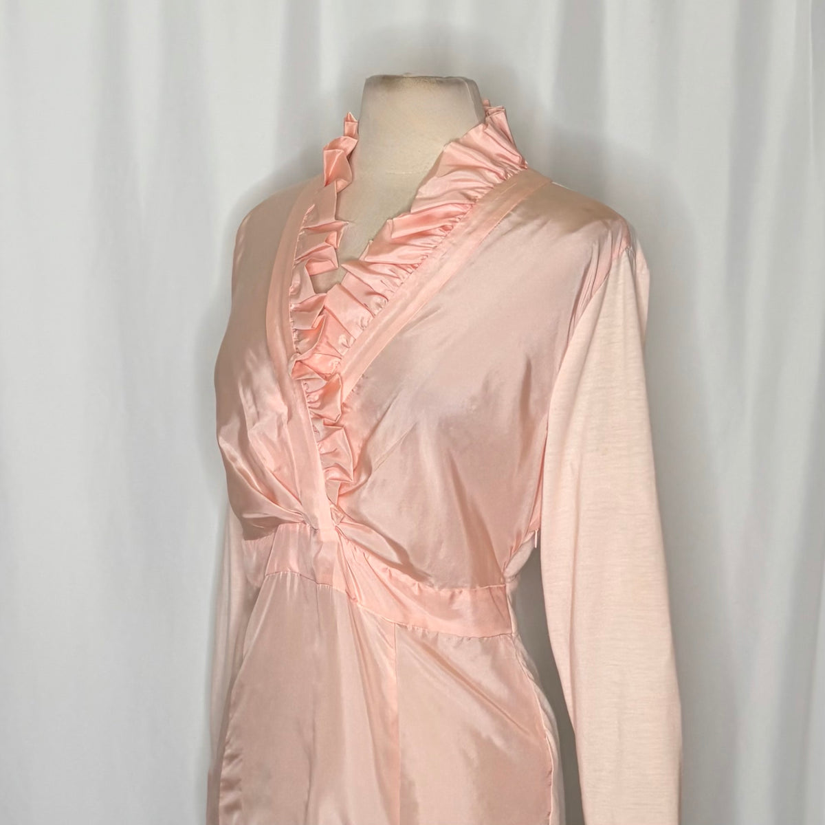 WINTERSILKS Pink 100% Silk Front Ruffle Blouse Long Sleeve Feminine Large
