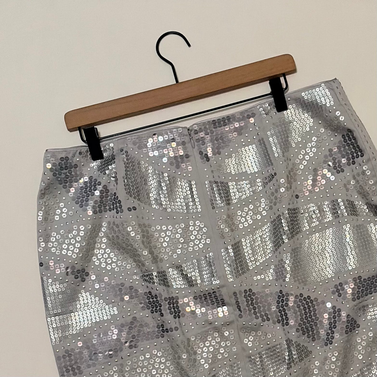 WHITE HOUSE BLACK MARKET Silver Sequin Pencil Mini Skirt Holiday Party WHBM 14