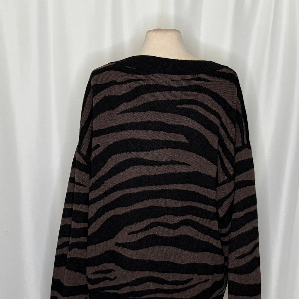 VARLEY Calvert Sweater Bracken Black Zebra Animal Print Merino Wool Blend Large