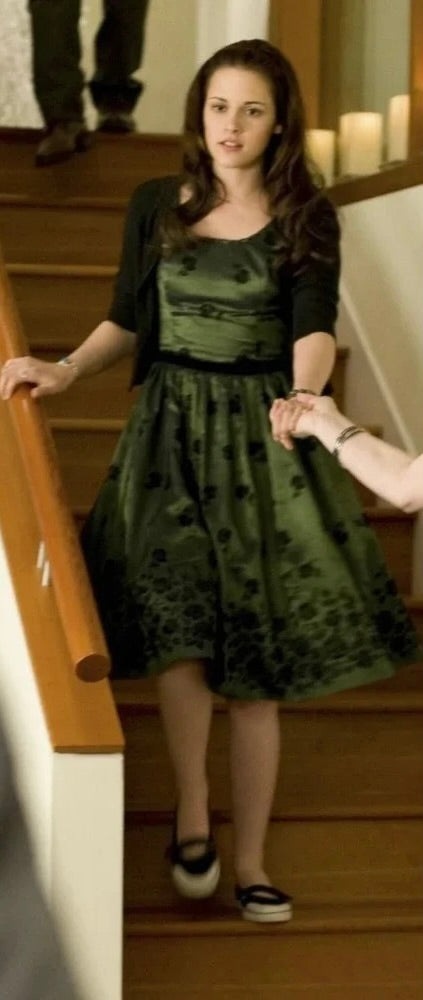 NECA Twilight New Moon Bella Swan Birthday Dress Green Floral Romantic 2XL