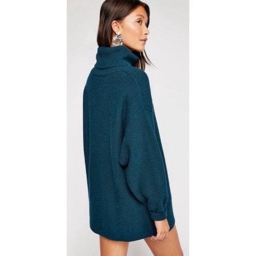 FREE PEOPLE Softly Structured Solid Teal Sweater Turtleneck Tunic Knit‎ Medium