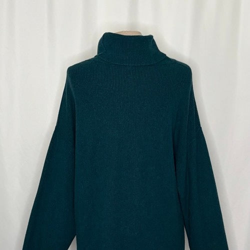 FREE PEOPLE Softly Structured Solid Teal Sweater Turtleneck Tunic Knit‎ Medium