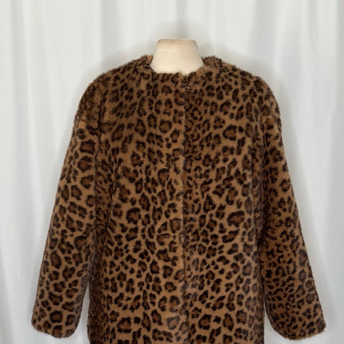 ZARA Leopard Animal Print Faux Fur Coat Jacket Medium Hook Front Lined Medium