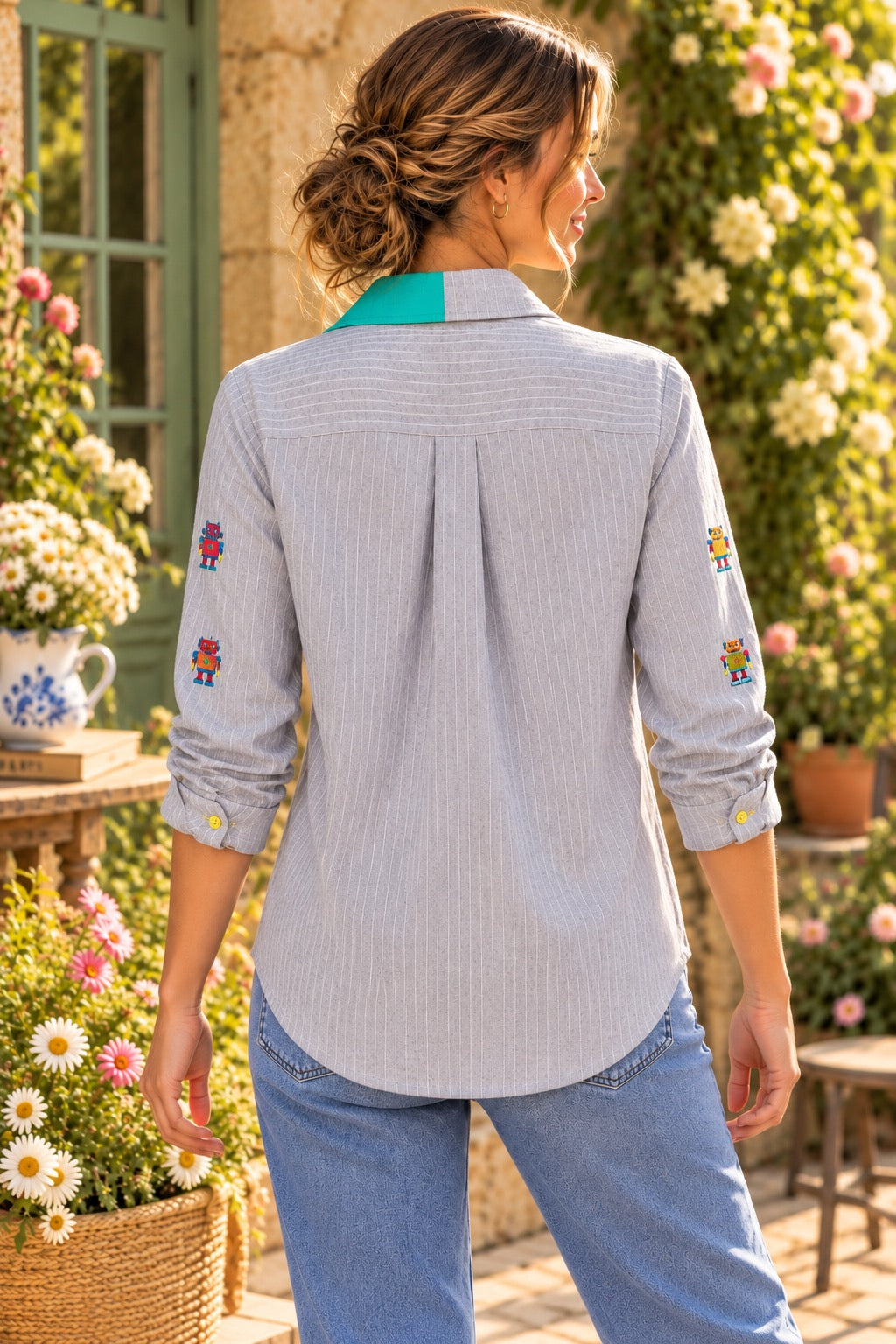 ELF SACK Embroidered Robot Pinstripe Shirt Small